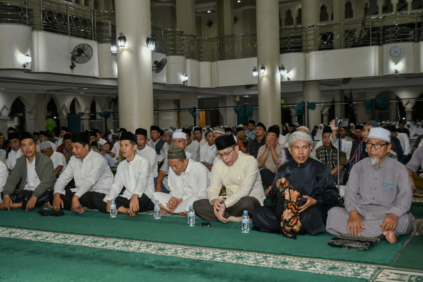 Wabup Edwin dan Warga Gelar Doa Awal dan Akhir Tahun Sambut 1 Muharram