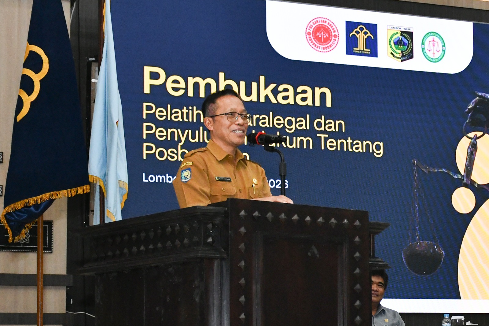 Sekda Lotim Buka Pelatihan dan Penyuluhan Hukum Tentang Pos Bantuan Hukum