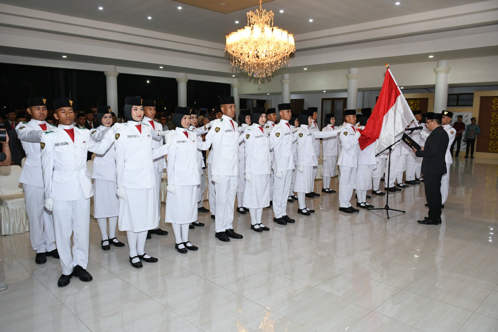 Paskibraka Lombok Timur Dikukuhkan
